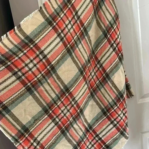 Look By M Women’s Infinity Scarf Wool Blend Plaid Print Casual Preppy‎ Scarf NWT - Picture 7 of 7